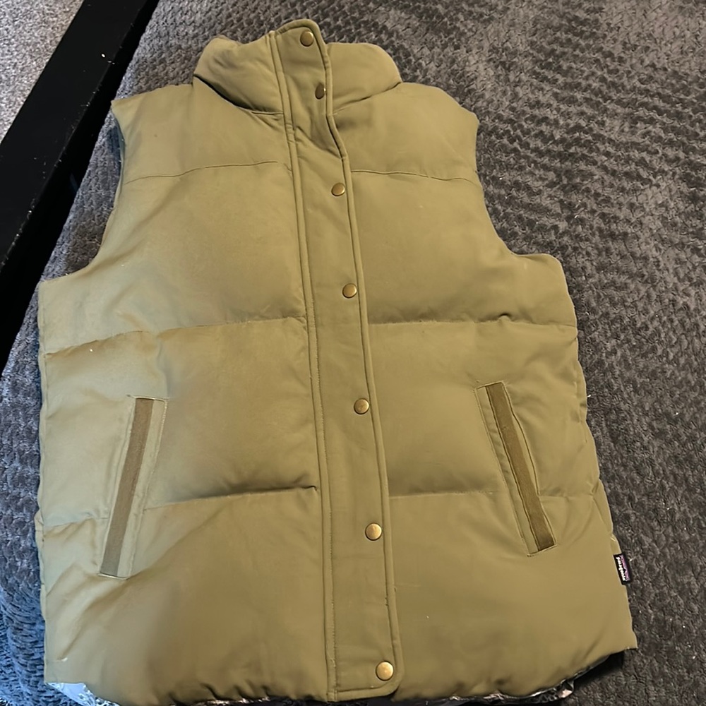 Women’s Patagonia vest